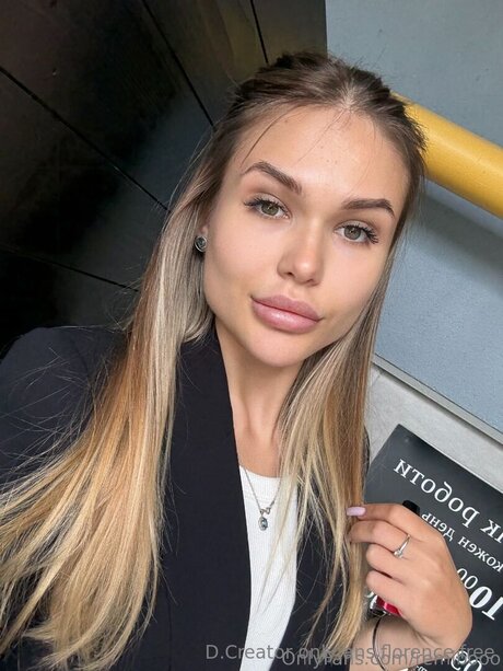 florence free star sexy img