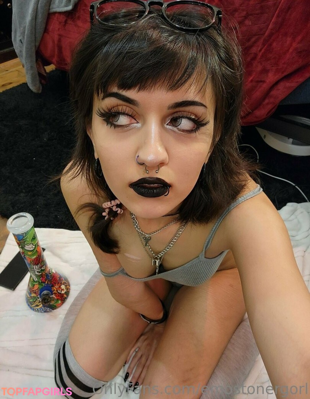 Emostonergorl model sexy pic