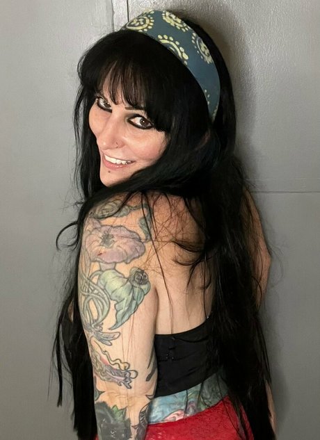 lesbians onlyfans art naked pictures