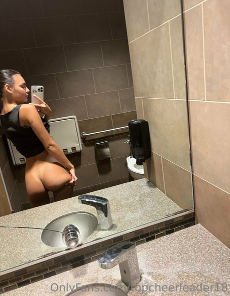 topcheerleader18 beautiful model images