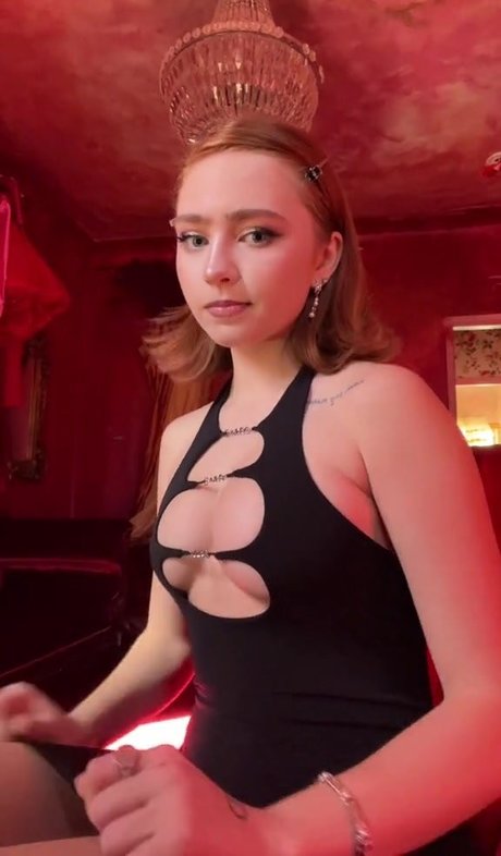 clothed onlyfans beautiful naked img