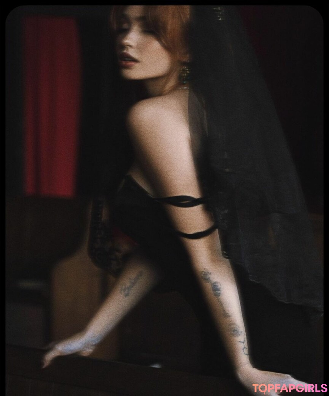 Renata Valliulina sex model image