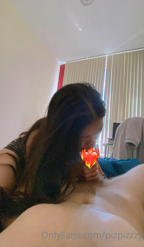 pizpizzzy pornstar high quality photos