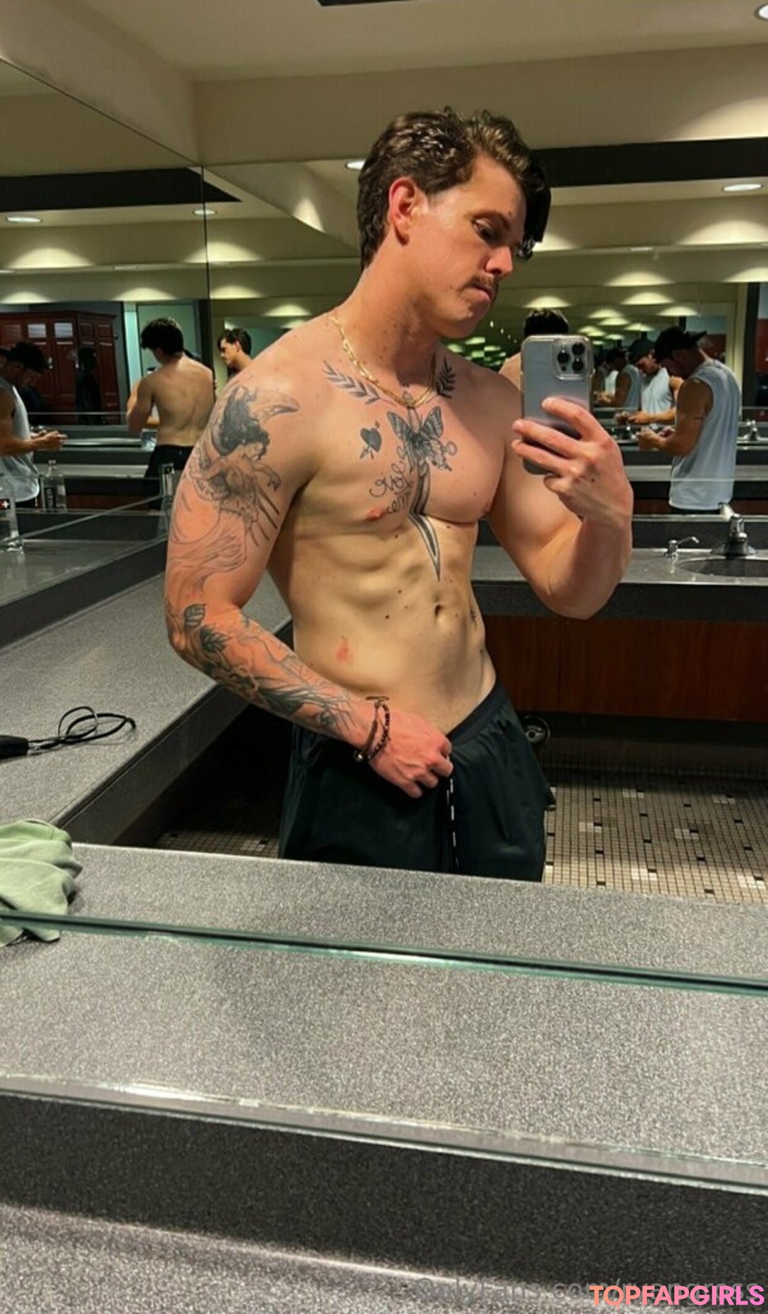ryangross model naked archive
