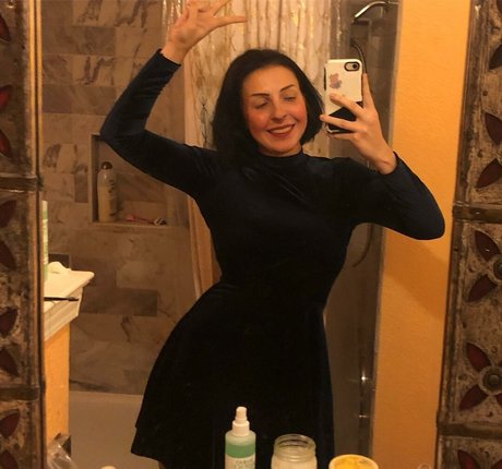 Megan Bitchell star naked pic