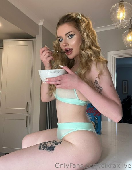 cixraxlive best pornstar pics