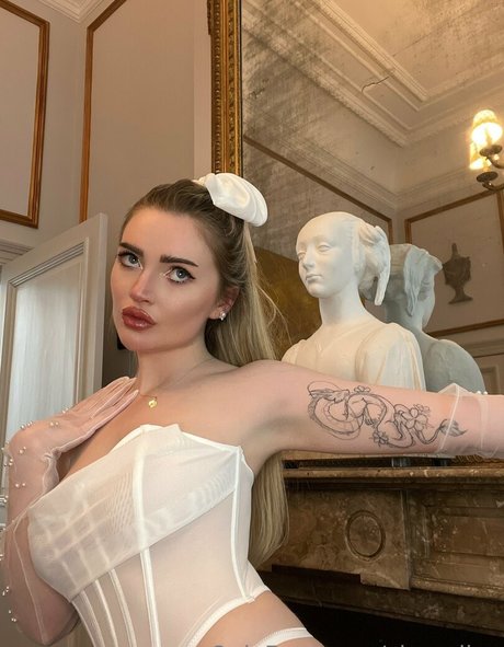 cixraxlive free model images