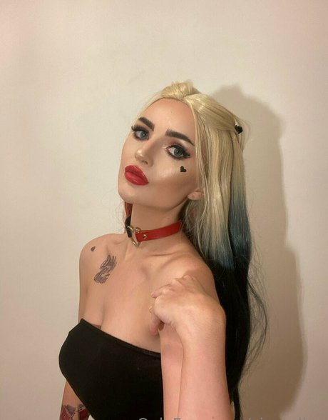 cixraxlive model nudes photos