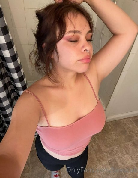 scabbee model nude images