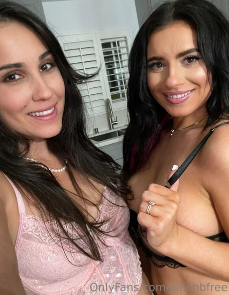 alliehbfree sex star galleries