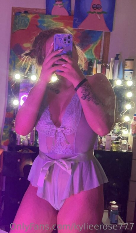 kylieerose777 nice model archive