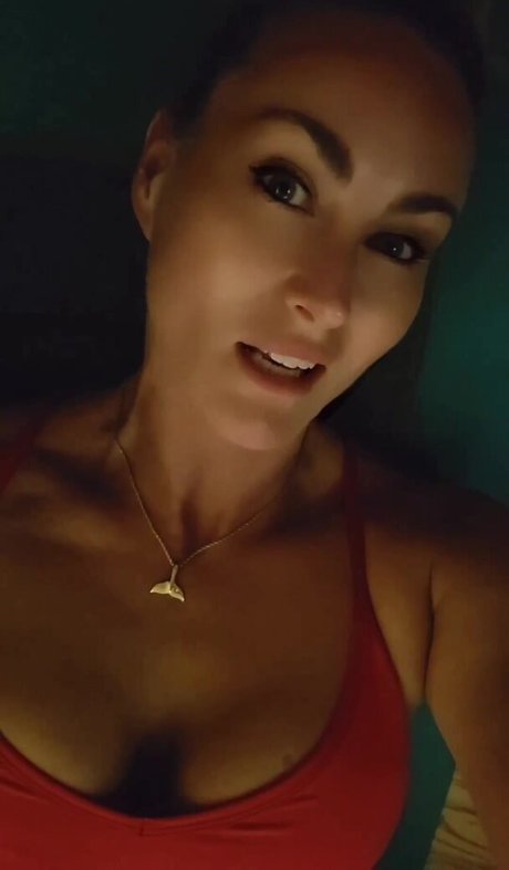 Vanessa Cater sexy actress pics