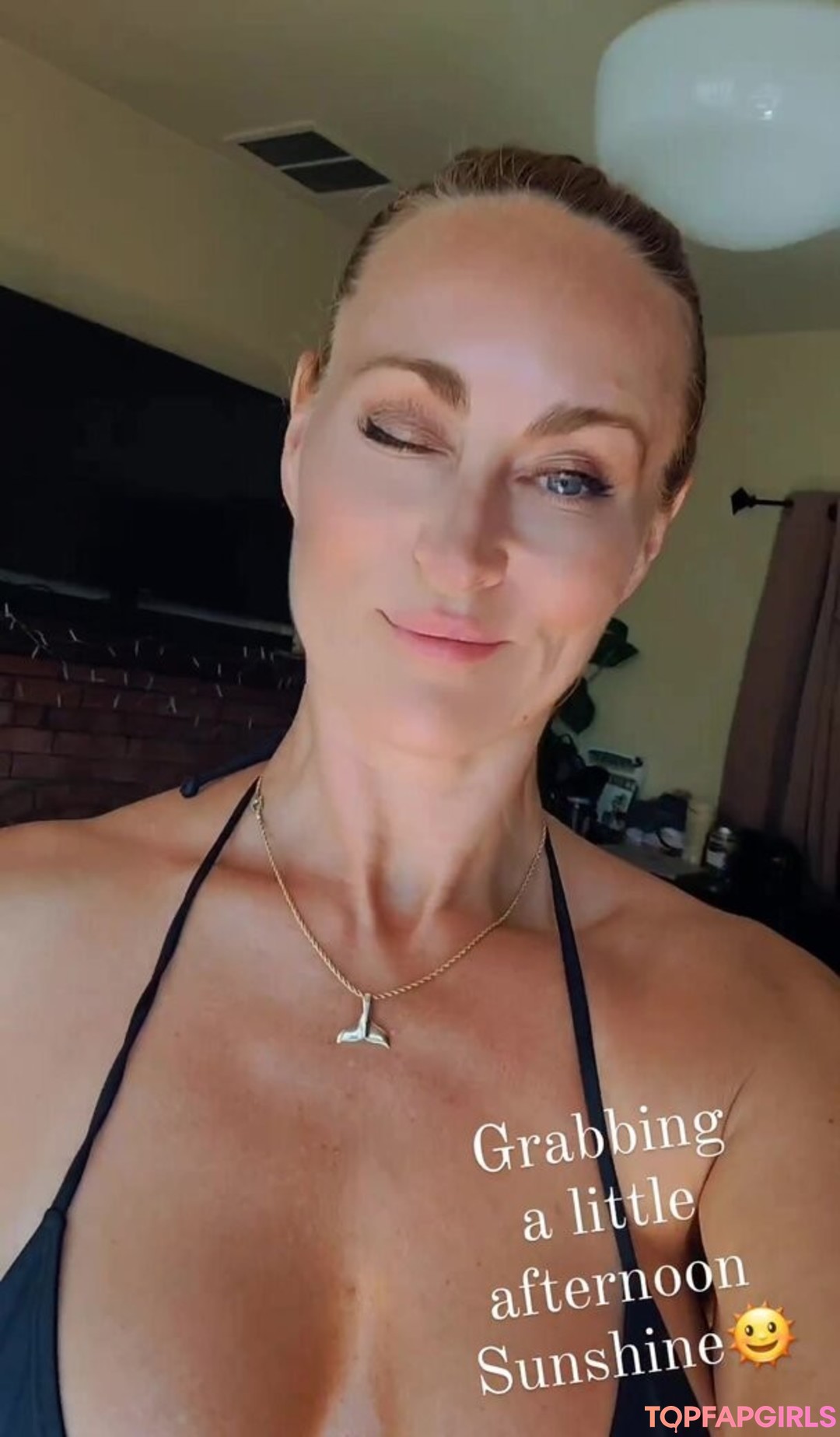 Vanessa Cater top profile image