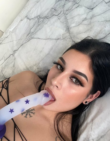 Carmenhanelx profile image