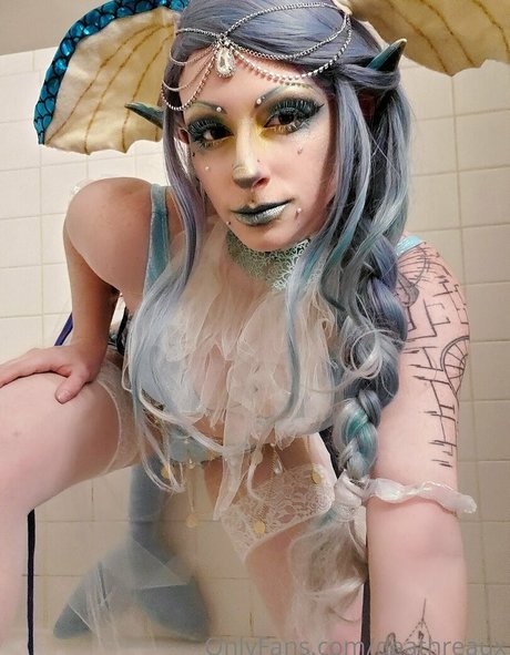 deathreaux nude model photo