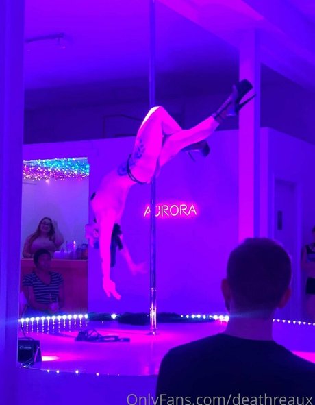 deathreaux pornstar erotic pic