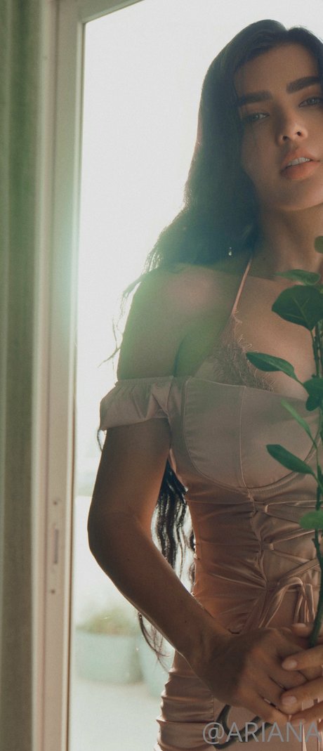 naked yoga onlyfans nice photos