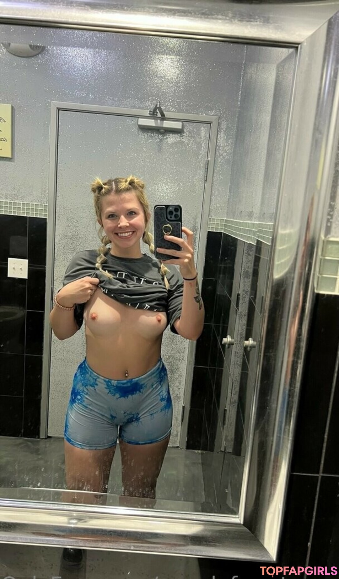 shemale gangbang onlyfans free sex image
