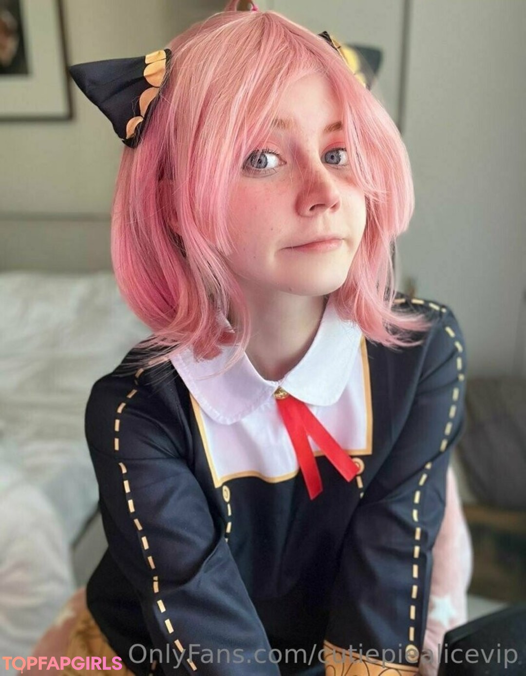 cutiepie Alice pornographic model pic
