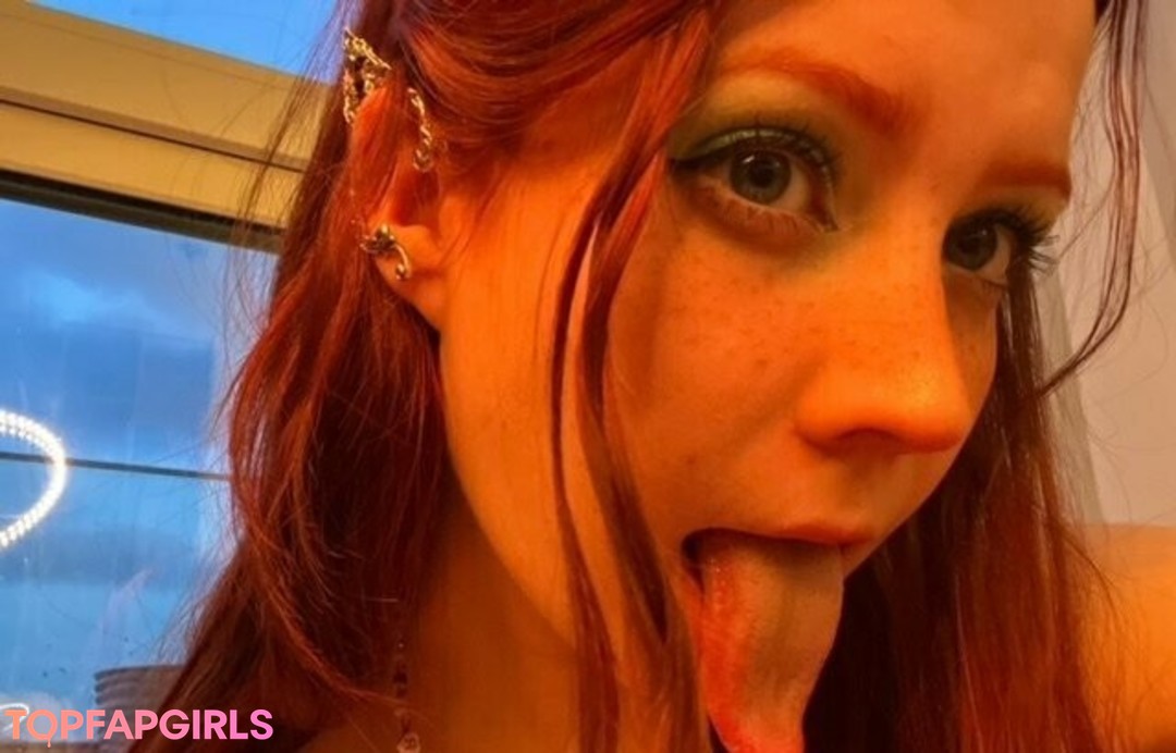 cutiepie Alice best pornstar image