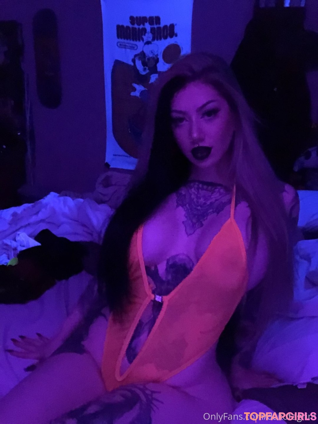 Dakota Alexandra exclusive model pic
