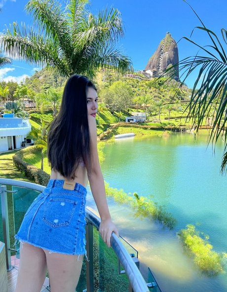 Gabriela Bianca sexy pornstar img