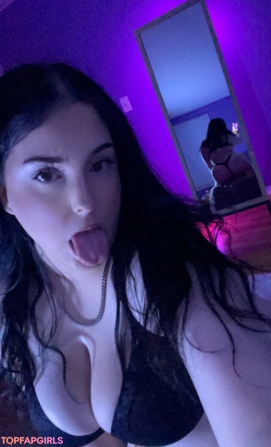 Angelinuhz model perfect photo