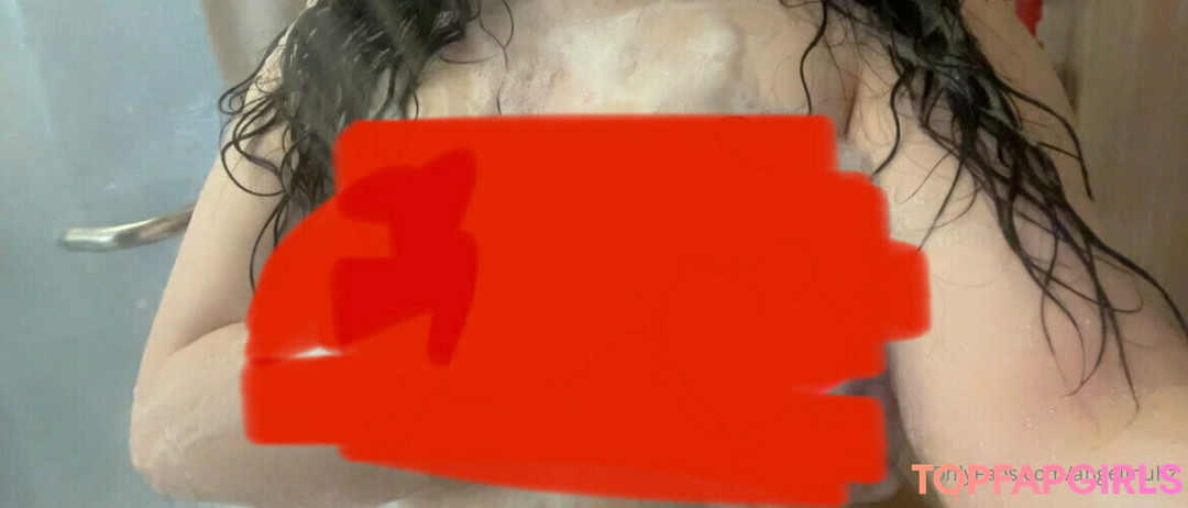 Angelinuhz nude model photos