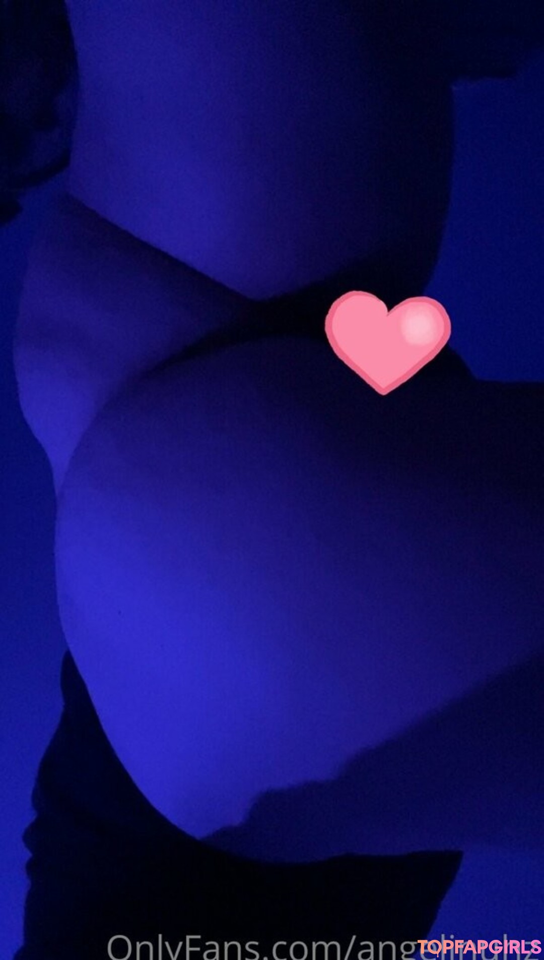 Angelinuhz nude pornstar images