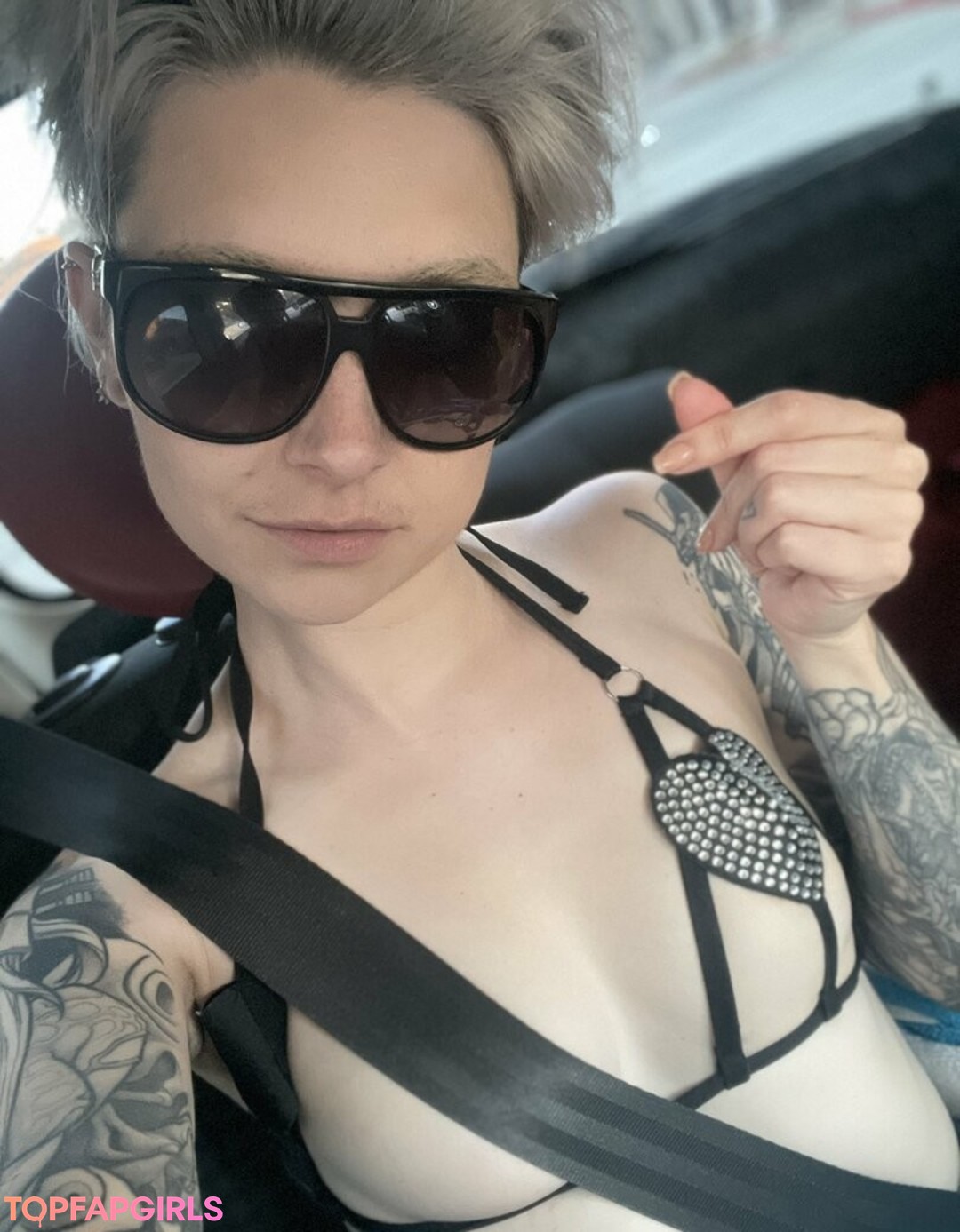 braces onlyfans xxx picture