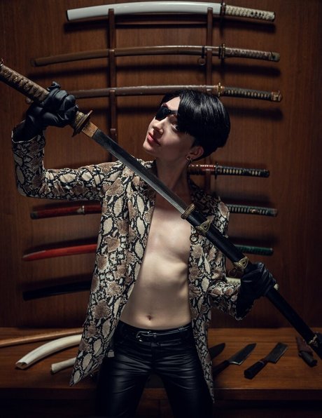 black hair milf onlyfans free nude picture