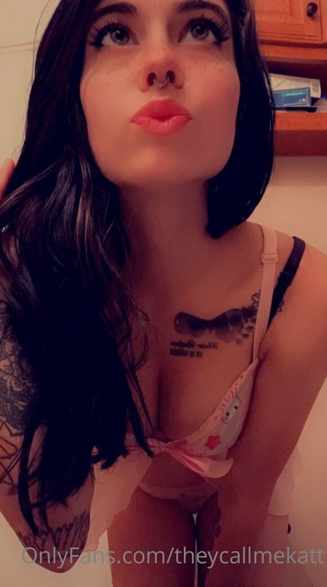 EGirl Slut pornstar hot images