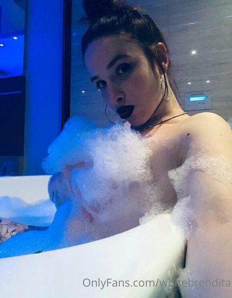 Whitebrendita hd model pics