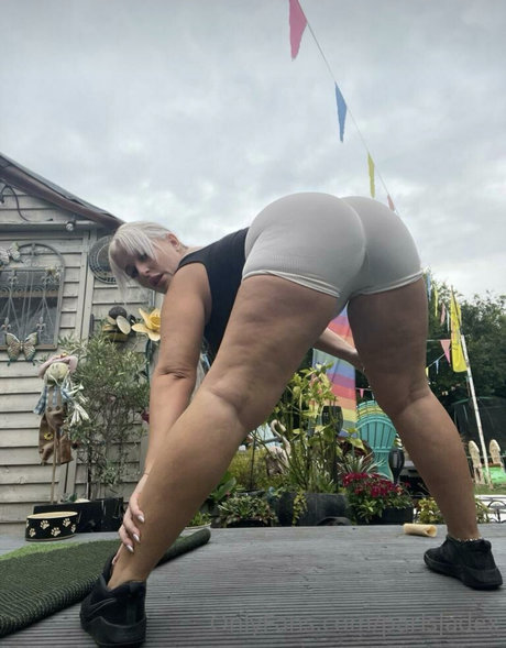 Paris Jade hot pornstar pictures