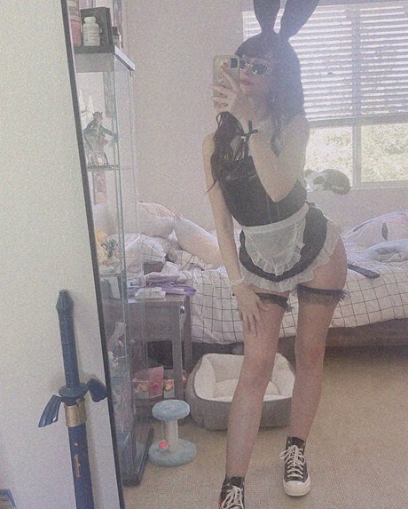 cumshot onlyfans free naked image