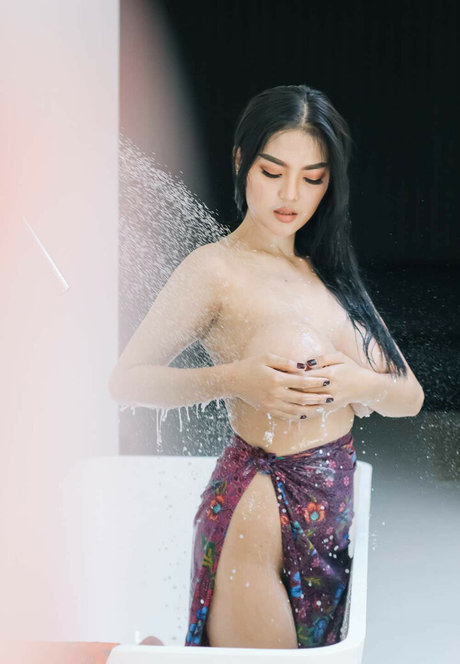 arab blowjob onlyfans naked gallery