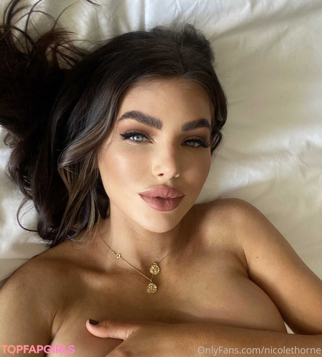 Nicole Thorne porn actress gallery