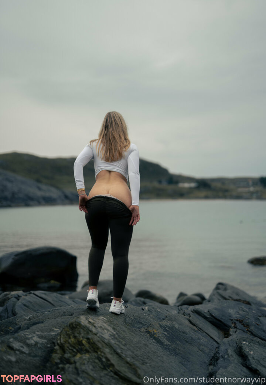 StudentNorwayVIP naked star archive