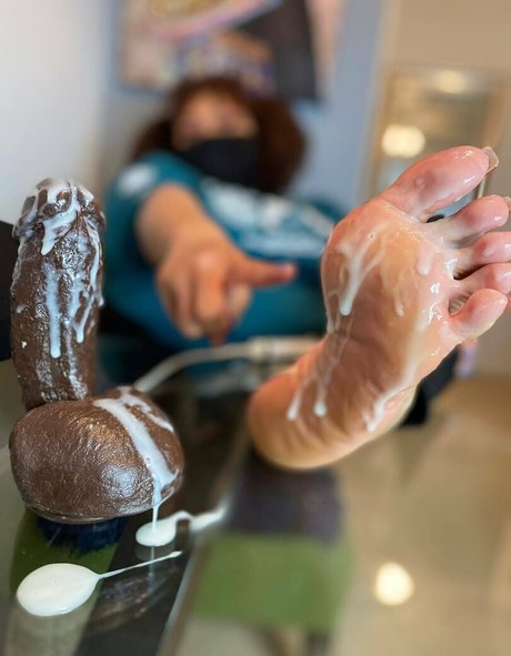 THEDCFOOTQUEEN top star photos