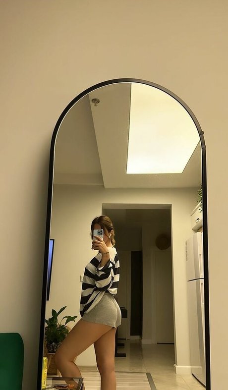 Buse yilmaz star top pictures