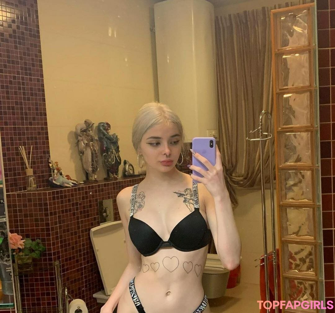 blonde college onlyfans nude archive