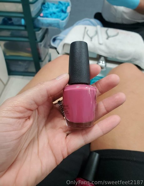 sweetfeet2187 pretty actress picture