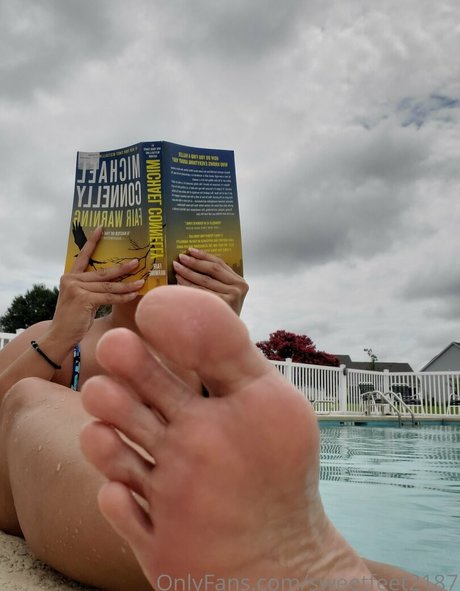 sweetfeet2187 star nudes gallery