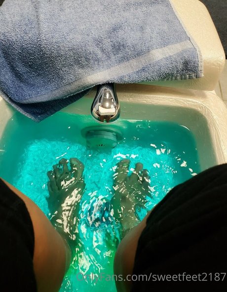 sweetfeet2187 pornstar hd pics