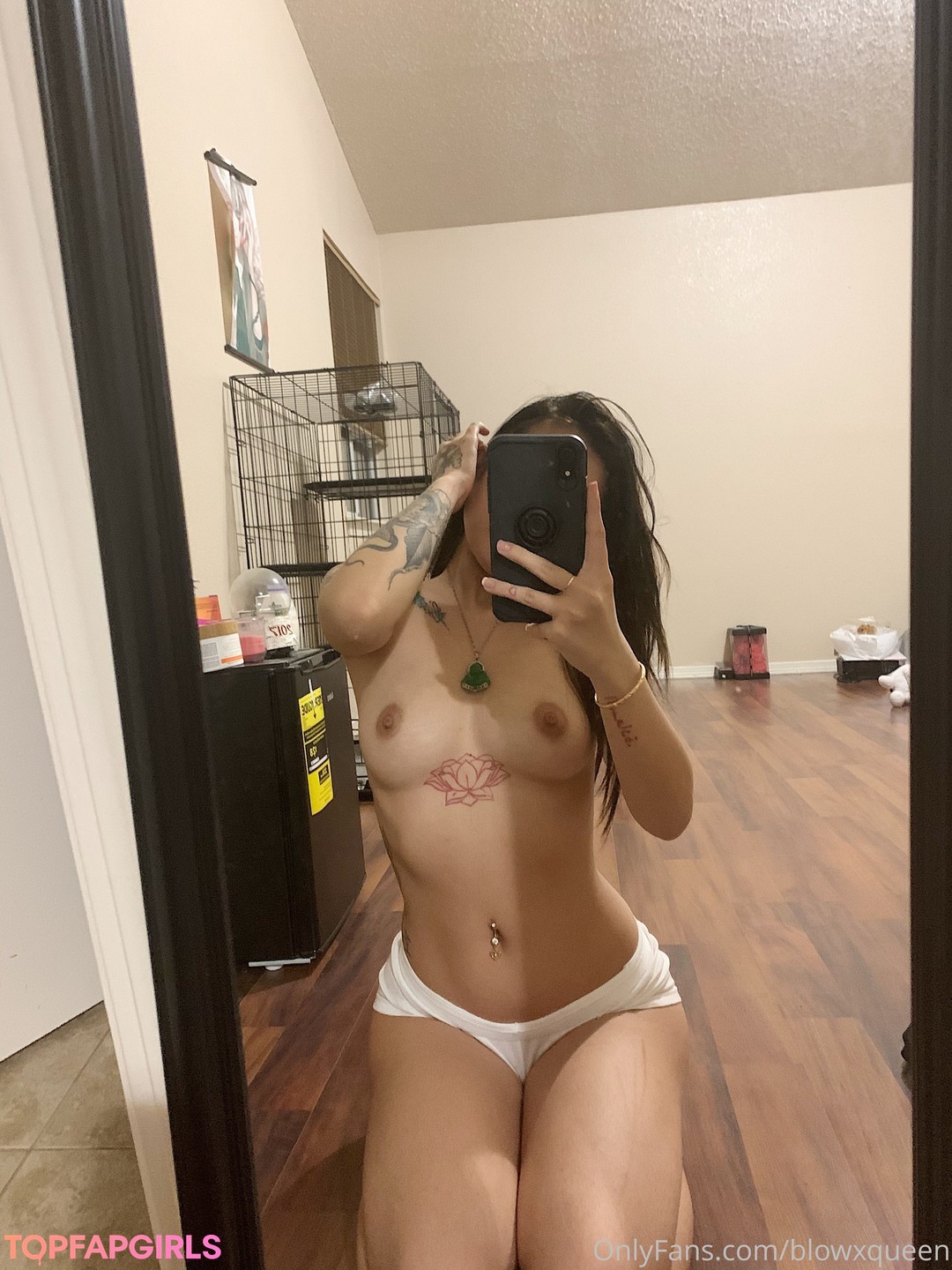 blowxqueen adult model gallery