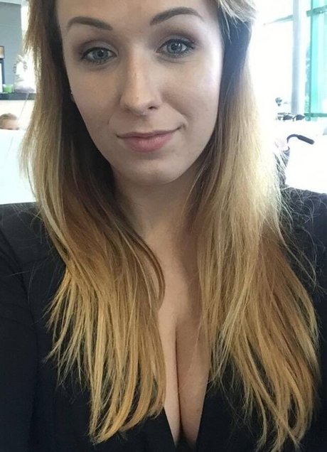 blonde midget onlyfans nice images