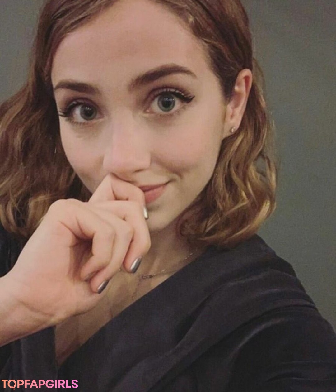 Emily Rudd top star photos