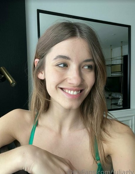 Julia Gauly model nude photos