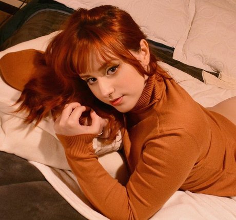 Anna Moreira exclusive star archive