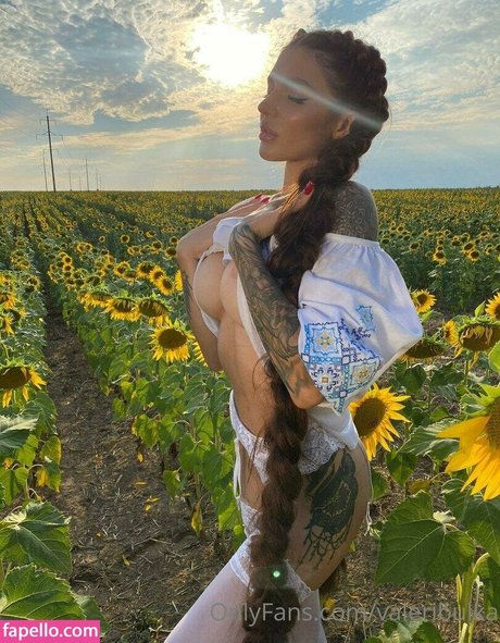 blonde natural onlyfans top galleries